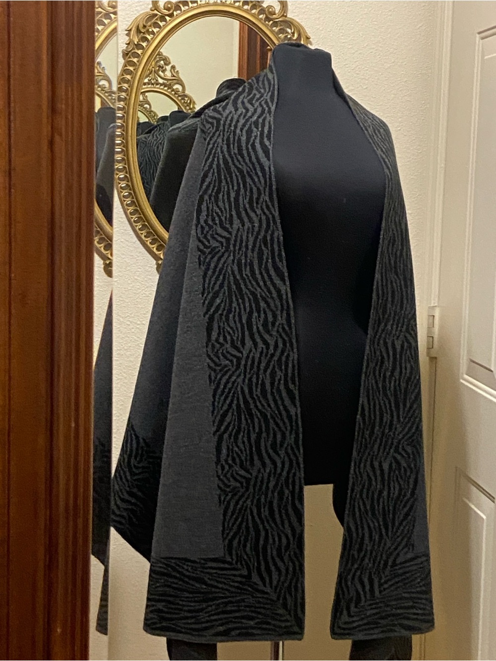 Gray Black Textured Shawl Wrap Size 120”x20” Appxi,